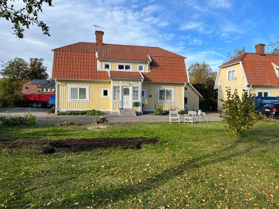 Lovisas Stuga Vadstena Exterior photo